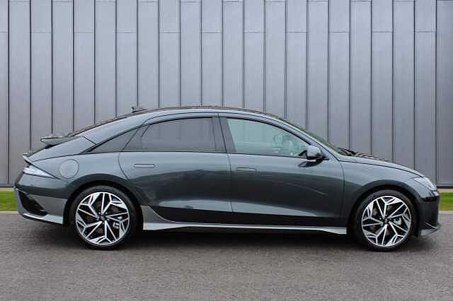 Hyundai IONIQ 6 Premium Auto AWD 4dr 77.4kWh