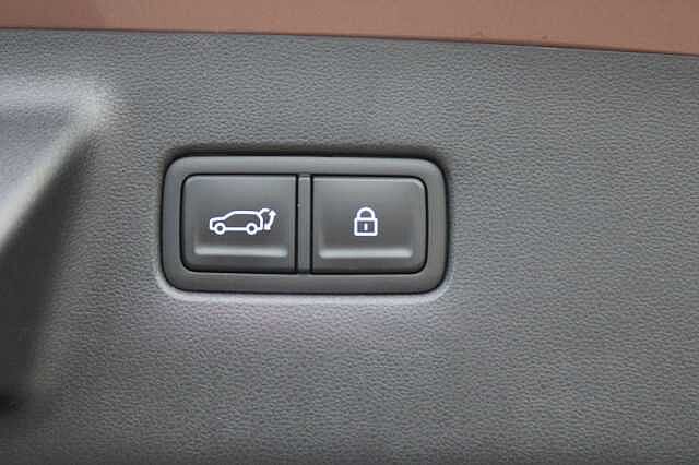 Hyundai SANTA FE 1.6 T-GDi 13.8kWh Calligraphy Auto 4WD Euro 6 (s/s) 5dr Bronze