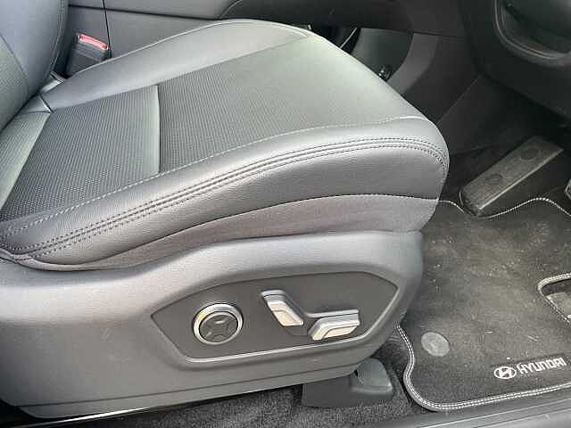 Hyundai Santa Fe 1.6 T-GDi 13.8kWh Ultimate Auto 4WD Euro 6 (s/s) 5dr