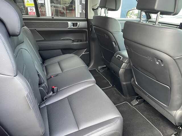 Hyundai Santa Fe 1.6 T-GDi 13.8kWh Ultimate Auto 4WD Euro 6 (s/s) 5dr