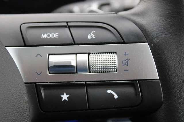 Hyundai TUCSON 1.6 T-GDi 13.8kWh Ultimate Auto 4WD Euro 6 (s/s) 5dr