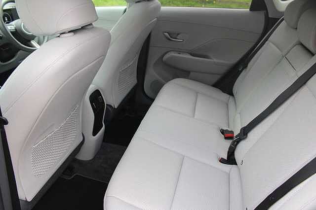 Hyundai KONA 1.6 h-GDi Ultimate DCT Euro 6 (s/s) 5dr Red