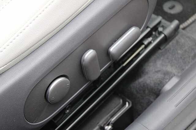 Hyundai KONA 1.6 h-GDi Ultimate DCT Euro 6 (s/s) 5dr Red