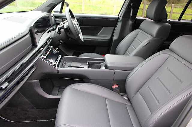 Hyundai Santa Fe 1.6 h T-GDi Calligraphy Auto 4WD Euro 6 (s/s) 5dr (7Seat)