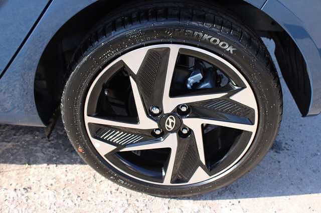 Hyundai i10 1.2 Premium Euro 6 (s/s) 5dr