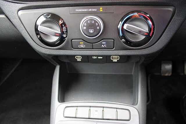 Hyundai i10 1.0 Advance Euro 6 (s/s) 5dr