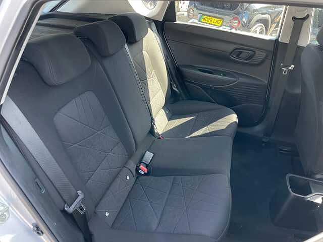 Hyundai BAYON 1.0 T-GDi MHEV SE Connect DCT Euro 6 (s/s) 5dr